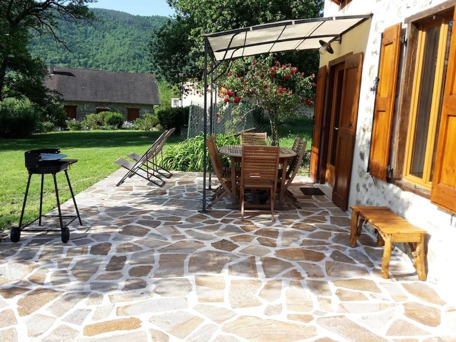 Grange En Pierres. Grand Jardin Et Belle Vue Villa Saurat ภายนอก รูปภาพ